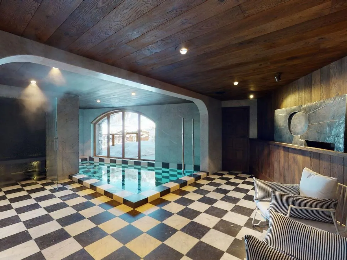 Chalet Avec Piscine Chauffee, Acces Direct Aux Pistes Et Services De Luxe A Val-D'Isere - Fr-1-567-108 Apartment